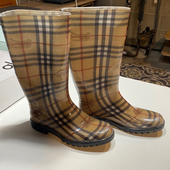 Burberry Shoes Burberry Rain Boot Poshmark